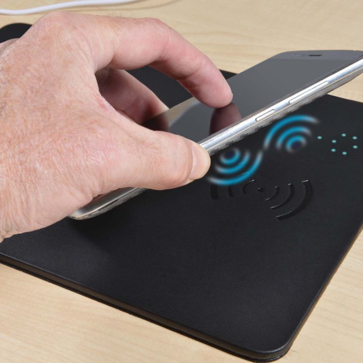 Picture of Hover Wireless Charger / Mouse Pad 